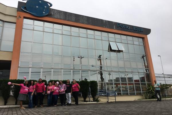 Servidores do Porto de Itajaí aderem à campanha “Outubro Rosa”.