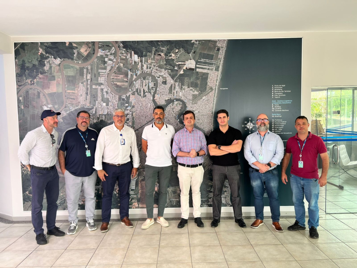 Reunião na Superintendência do Porto de Itajaí tratou sobre retomada de operações com exportação de madeiras
