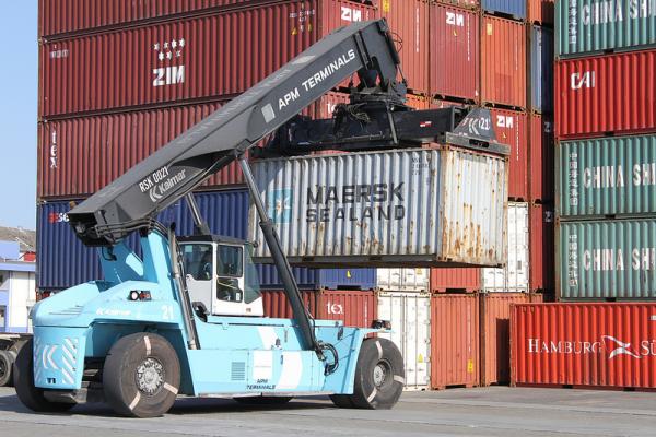 Complexo Portuário do Itajaí responde por 73,63% do comércio exterior catarinense