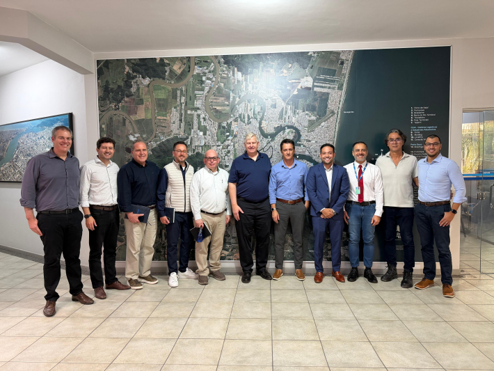 Porto de Itajaí recebe representantes de gigante global da tecnologia alimentícia