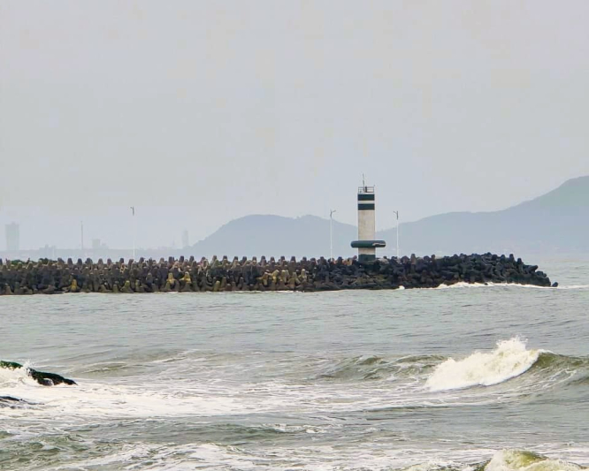 Porto de Itajaí confirma abertura de licitação para recuperação do Molhe Sul